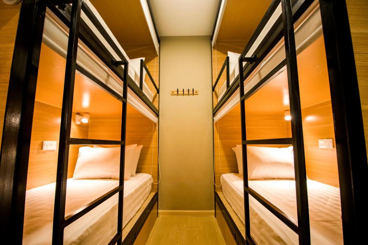 Hexa Hotel & Backpackers Capsules Bukit Bintang Куала-Лумпур Экстерьер фото